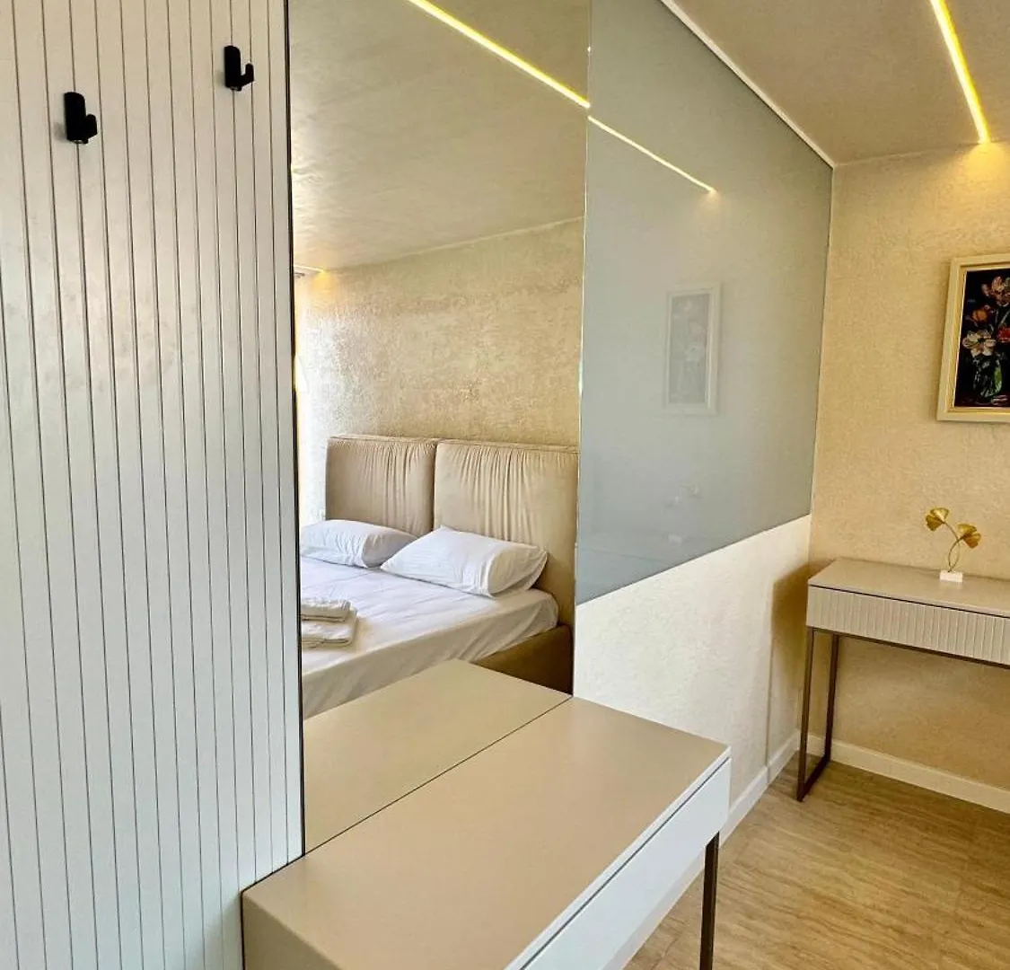 Aparthotel Bella Vista Green Coast Palase Himare