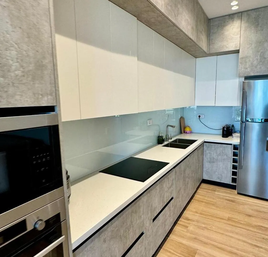 Bella Vista Green Coast Palase Himare Aparthotel