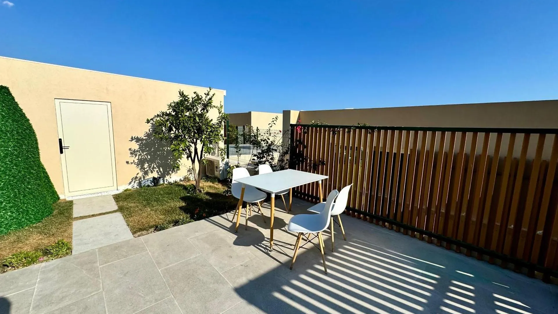 Aparthotel Bella Vista Green Coast Palase Himare
